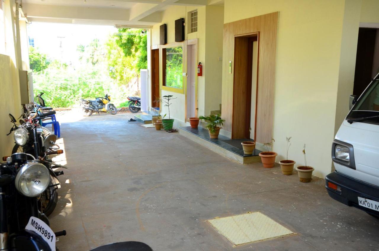 Hari Iyer Residency Tiruchchendūr Exterior foto